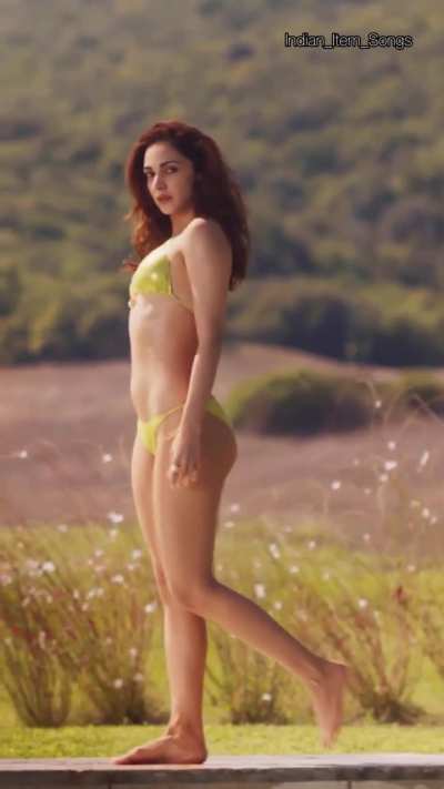 Kiara Advani hot 4K edit from war 2