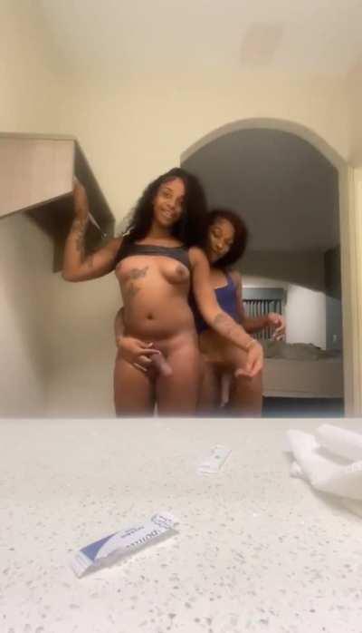 Wanna shake some ass with them