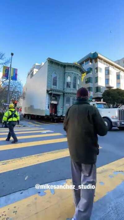 Witnessed a 130 year old Victorian house be relocated in San Francisco yesterday
