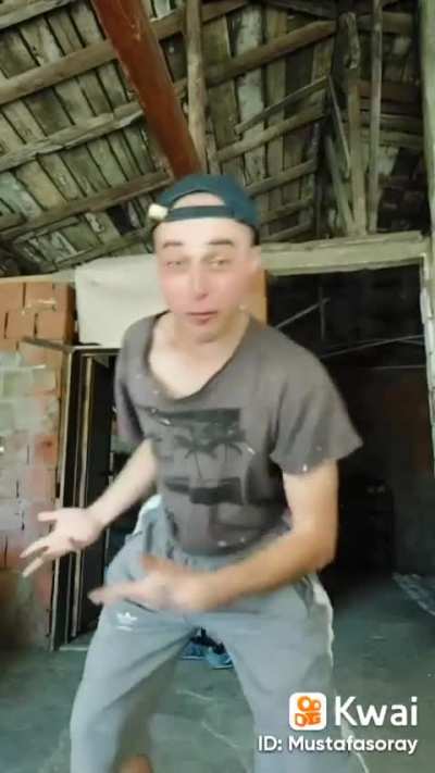 Dostum...çimene dokun lütfen