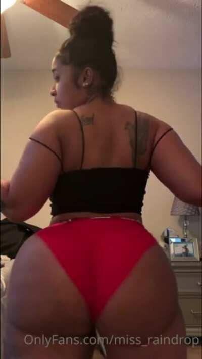 Drop AZZ GOTTA BE 50inch’s or better!!!