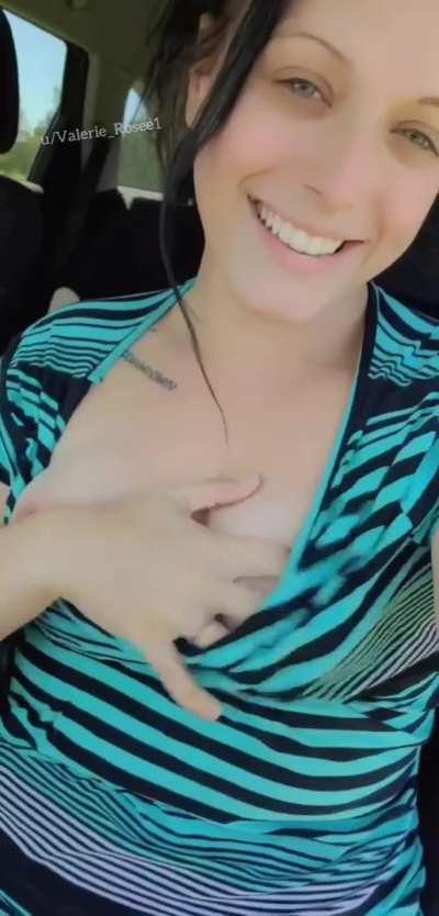 I literally never wear a bra (;