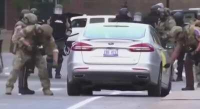 Minneapolis Police slashing tires on cars during protests