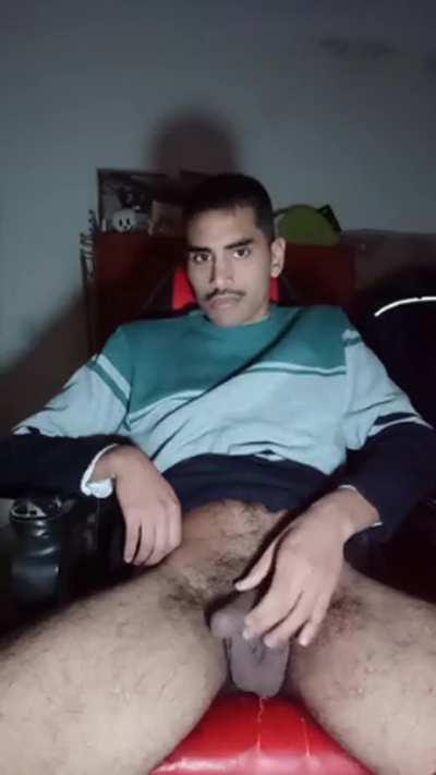 Me ayudas a levantarla?