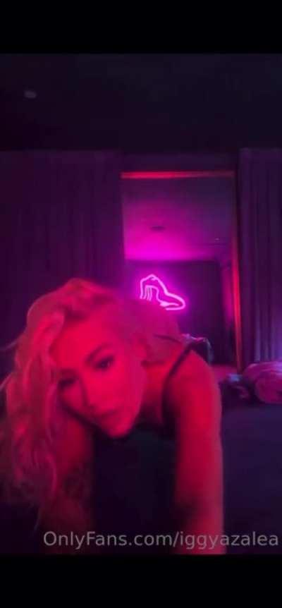 JOIN THE TELEGRAM WITH THE LATEST CONTENT. LINK IN COMMENTS⬇️