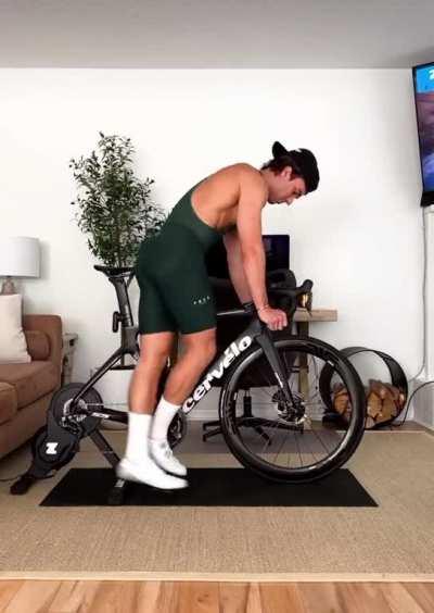 He thinks heâs Patrick Bateman