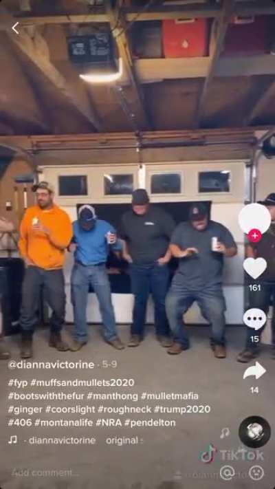 Just some total straight buds hanging out and drinking beer.