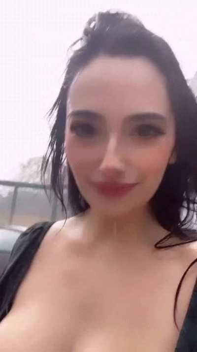 So no one is gonna talk about her story ?