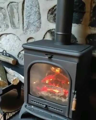 Don't know where this bungalow is but damn.