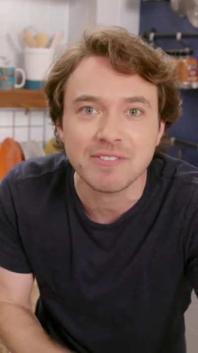 What do leftover rice and ramen noodles have in common? They're both cheap AF and can be upgraded into a complete meal with the help of one simple addition — an egg. 🥚 #StruggleMeals with @frankiecooks