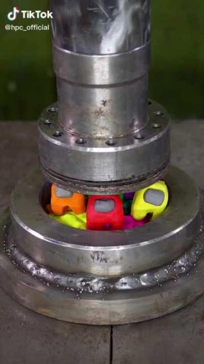 Imposter’s Wet Dream (Credits: Hydraulic Press Channel)