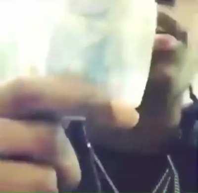 Travis singing The weekend has me dead🤣