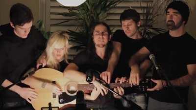 5 People 1 Guitar - Somebody That I Used To Know Cover