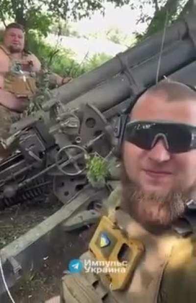 Most non-credible redneck Ukrainian artillery crew… and I’m 100% here for it.