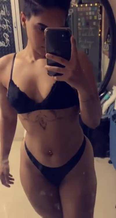 Lisa D’Souza (@lisadsouza_)