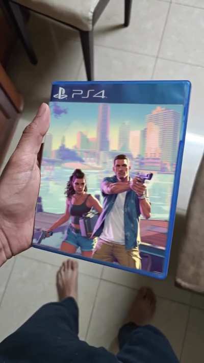 Created this just for fun today. I'd appreciate some feedback since I'm still a beginner at after effects.