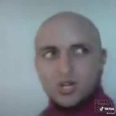 El pelao está feliz