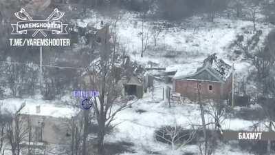 RU pov: Wagner sniper hits a fleeing UA soldier.