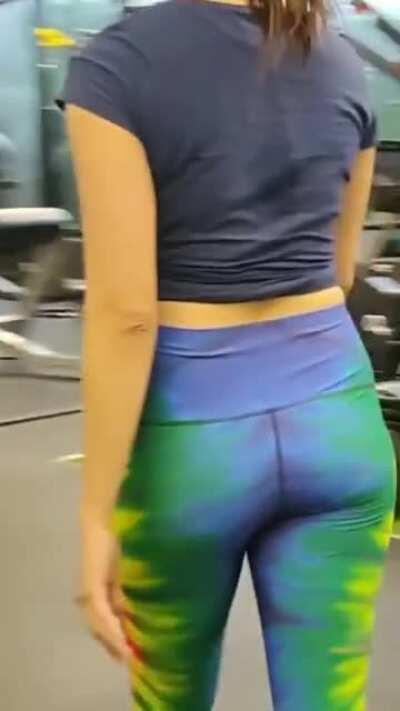 Shraddha Kapoor. That cute sweaty ass... gosh...