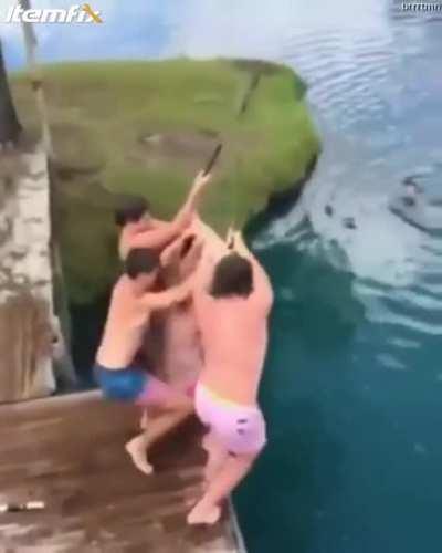 Looks like the swing is 'broken'