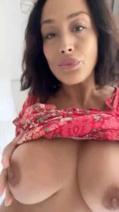 Adorable view 50f…….