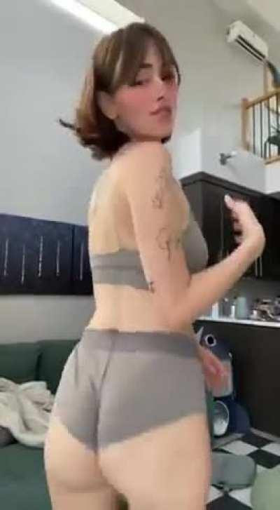 If you have Zozo content send me dm