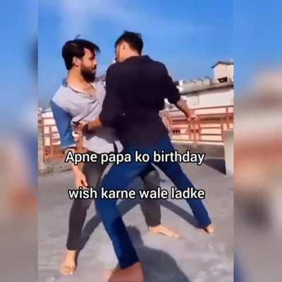 Left wala aarush Gupta he kya?