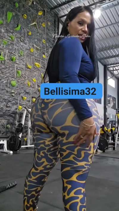 Bellisima32 🍑🍑🍑