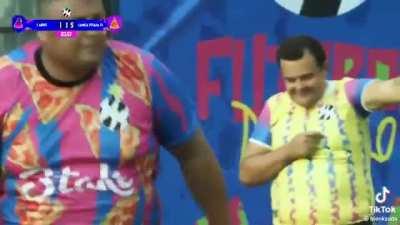 HMF while I beat the goalie