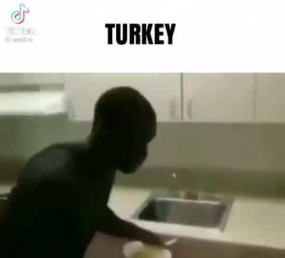 Ulan her ırktan adam bizimle taşak geçiyor lan.