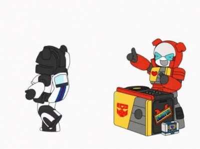 Don't have any toys right now so have this cute gif from tenor