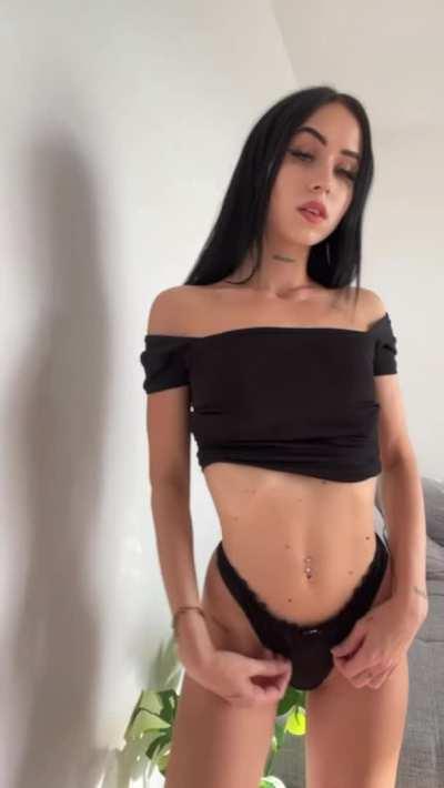 I’m curious to know if you would masturbate to my nudes if I ever sent you some?