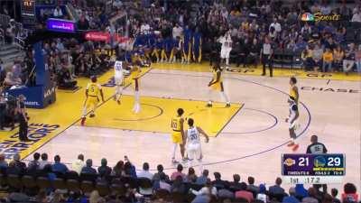 [Highlight] Jonathan Kuminga makes the extra pass to a very open (but also not in the game) Steph Curry
