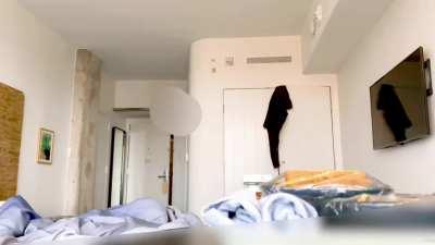 Naked girl makes sure to tip room-service