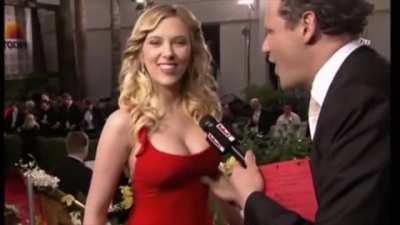 Scarlett Johansson getting her tit groped