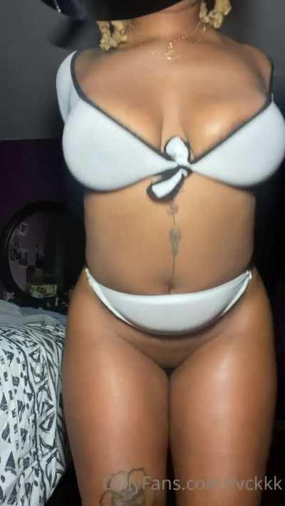 Liyah Get her Free F0lder Below👇