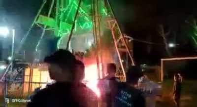 Just gonna stand there and watch me burn🎶