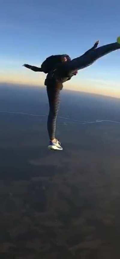 Скайдайвинг? Скайдэнс? Скайбалет?