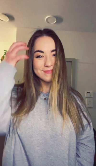 just havin some fun with my natural boobies !