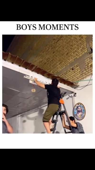 Don’t mess with a guy on a ladder 