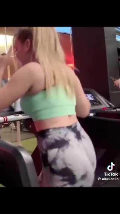 Lluna clark 🍑🤤