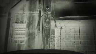 A little bit of spooky action for the road. Warning Don't watch if easily scared (VERY SPOOKY)