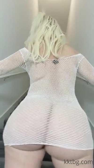 big juicy burger booty solo 💦💦💦🍆🍆🍆🙏🙏🙏