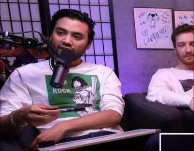 Can we appreciate grants pen spinning skill