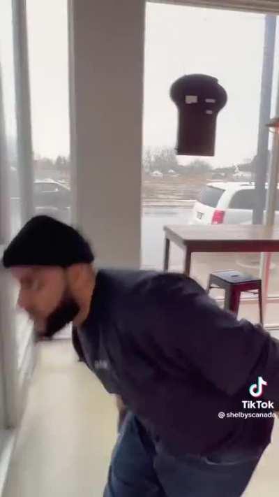 Saw this and thought it must be shared here