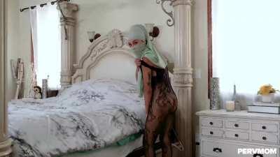 Step Mom Underneath The Hijab