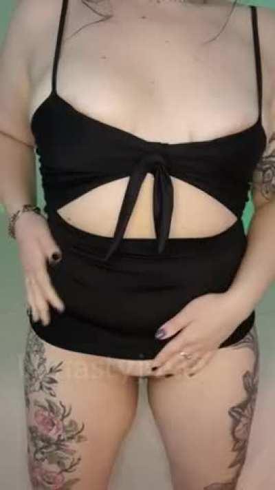 I want to show my pussy to a really horny daddy today. I'm feeling so naughty