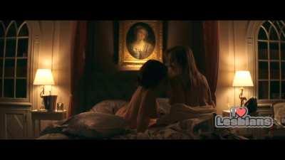 Maripier Morin & Lara Fabian (Arlette)