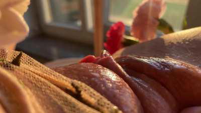 Just me showing off my wet pussy🤭 Would you love to taste her?