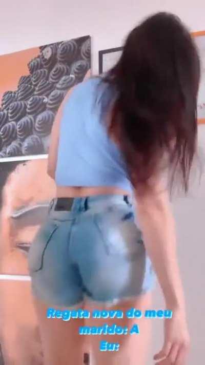 Rayssa Teixeira melo dançando